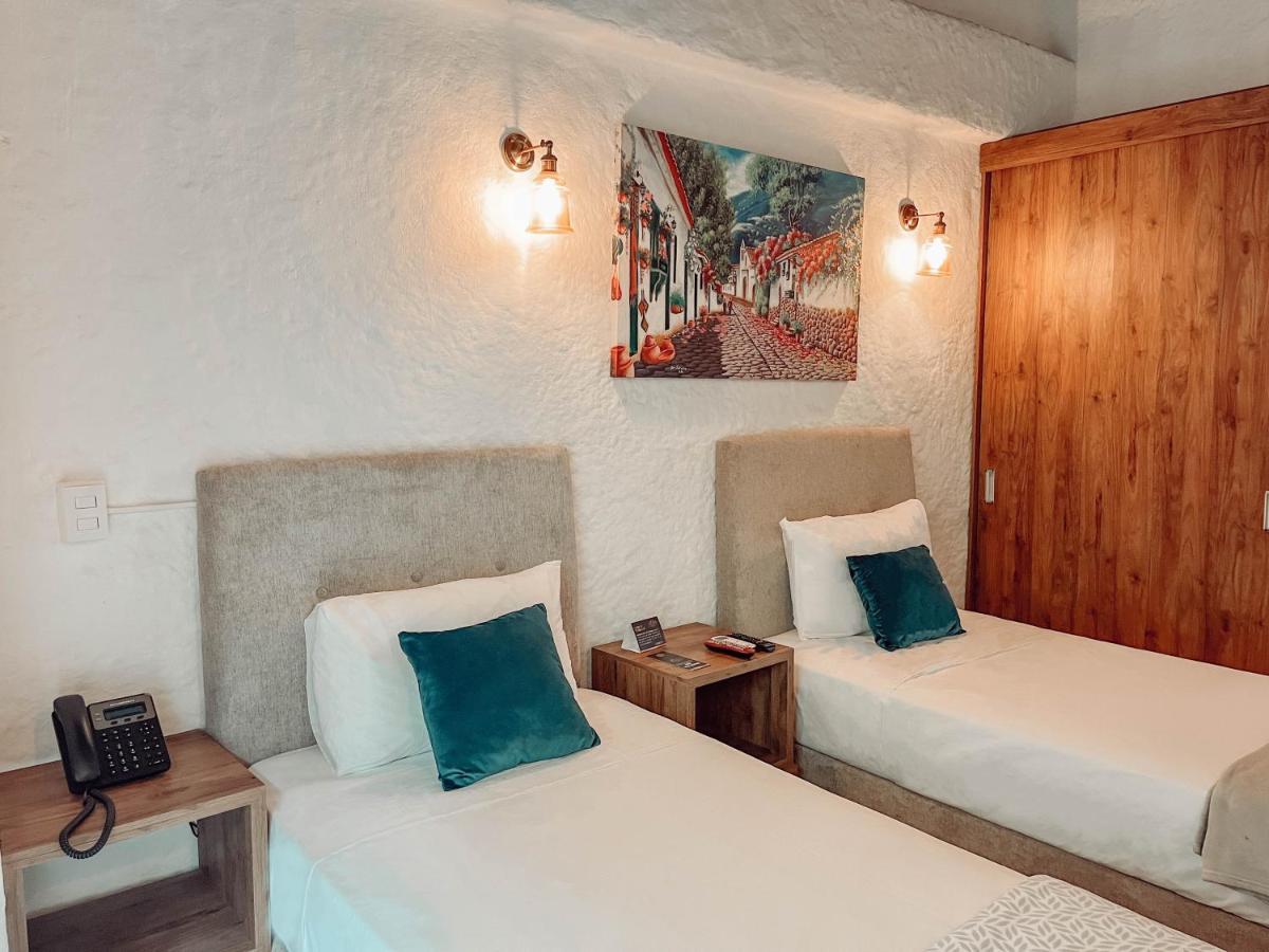 Hotel Boutique Casa Del Hidalgo Кали Экстерьер фото