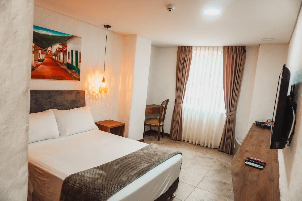 Hotel Boutique Casa Del Hidalgo Кали Экстерьер фото
