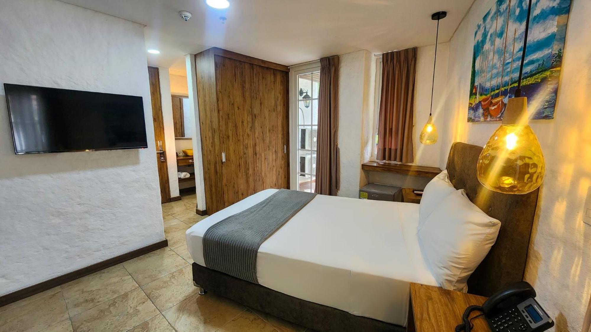 Hotel Boutique Casa Del Hidalgo Кали Экстерьер фото